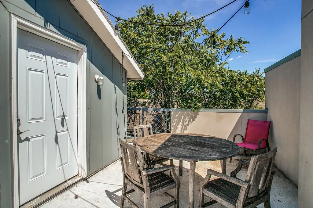 3824 Brown Street Dallas TX 75219