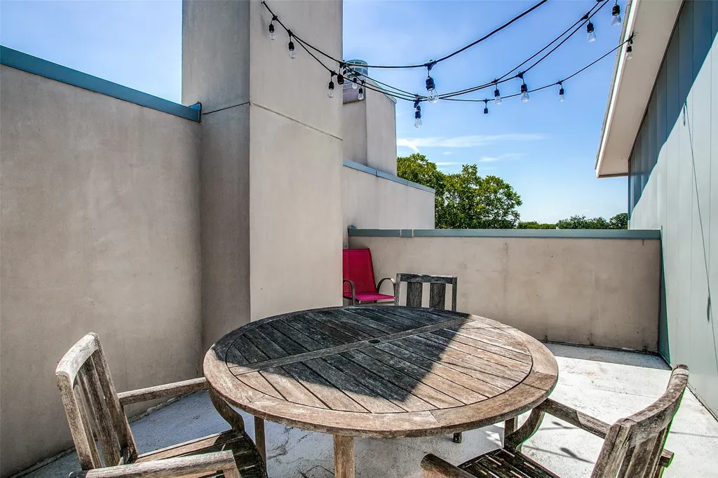 3824 Brown Street Dallas TX 75219
