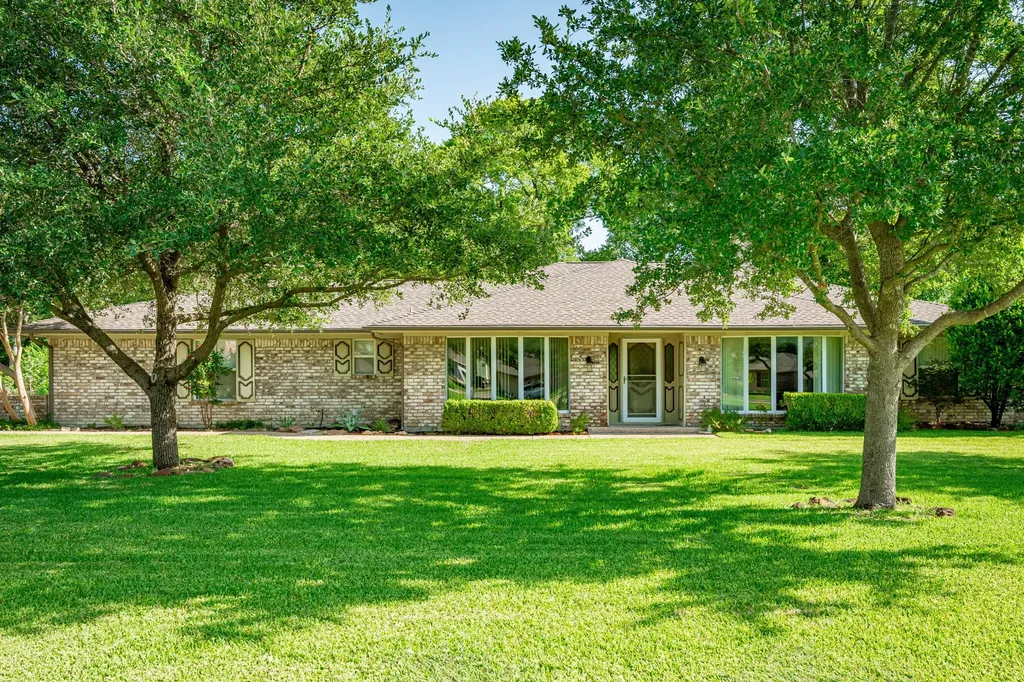 175 Moonlight Drive Murphy TX 75094