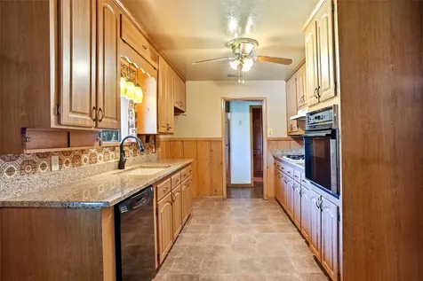 201 Crest Ridge Drive Lakeside TX 76108