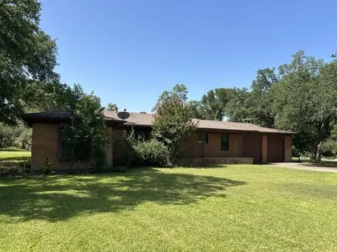 201 Crest Ridge Drive Lakeside TX 76108