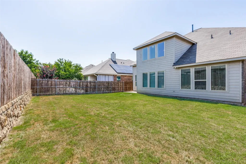 2405 Whispering Pines Drive Fort Worth TX 76177