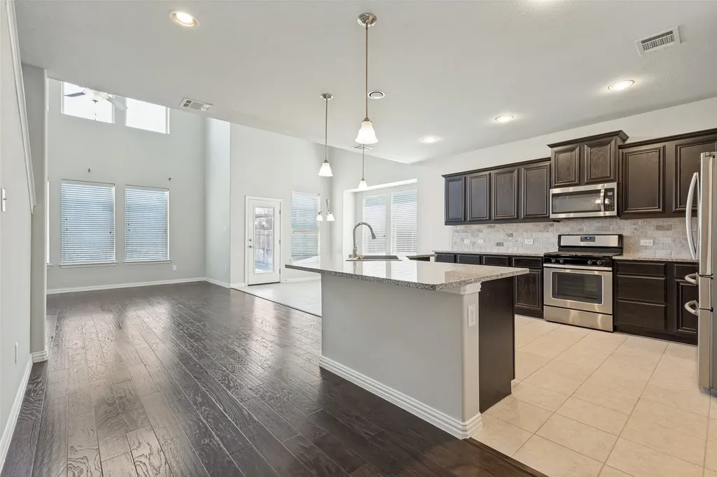 2405 Whispering Pines Drive Fort Worth TX 76177