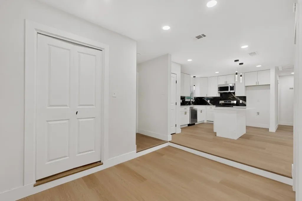 1313 Crockett Street Garland TX 75040