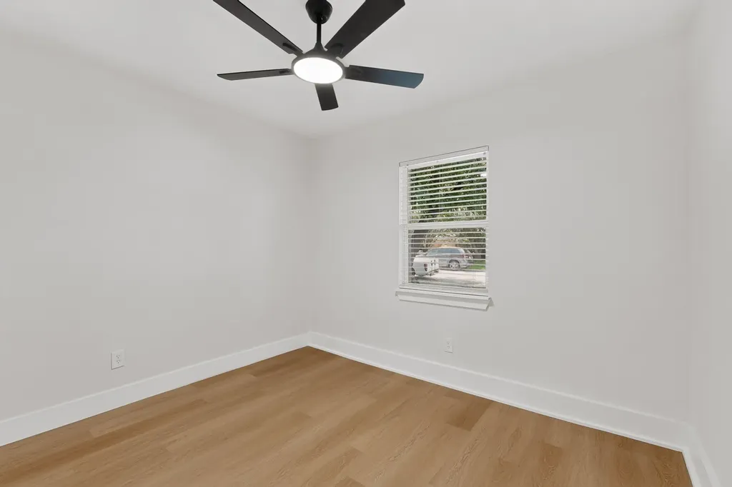 1313 Crockett Street Garland TX 75040
