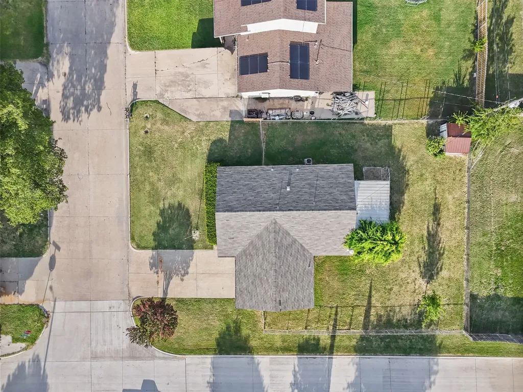 525 Alva Drive Grand Prairie TX 75052