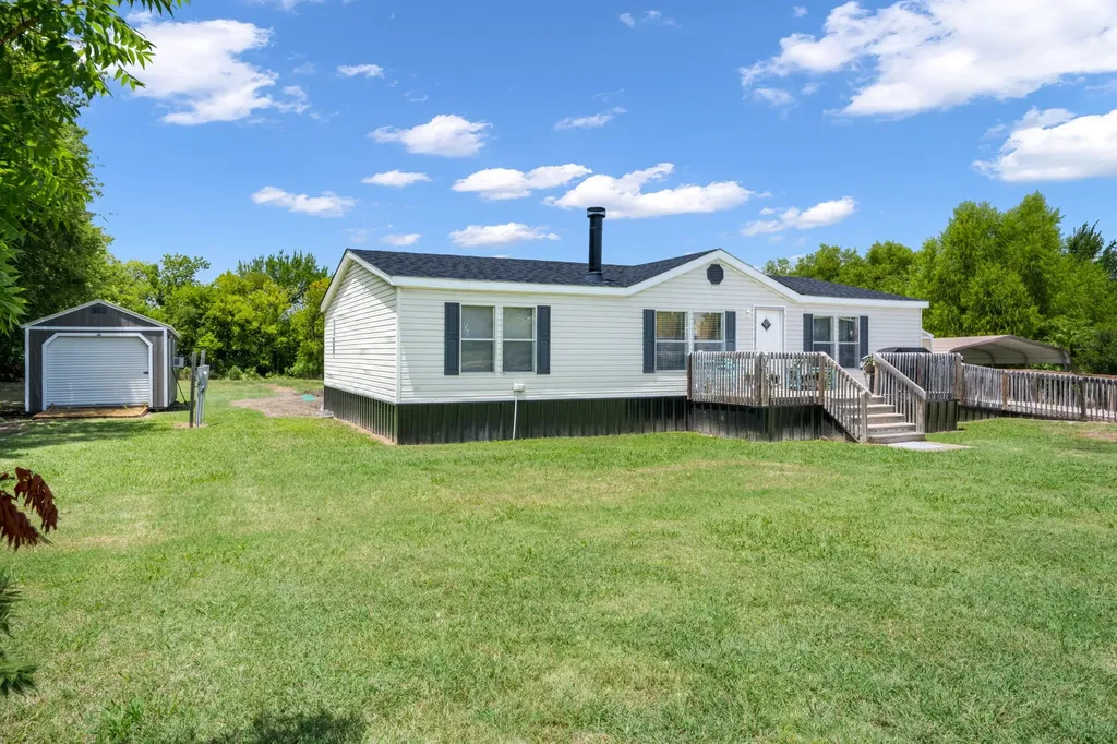 1215 Alliance Boulevard Rhome TX 76078