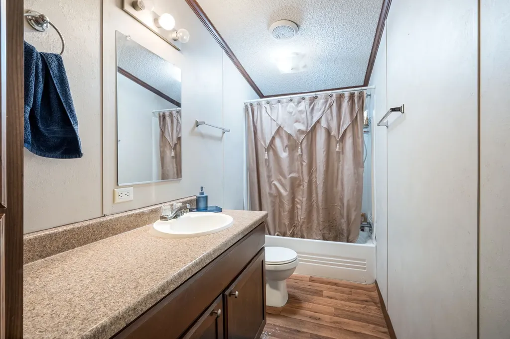 1215 Alliance Boulevard Rhome TX 76078
