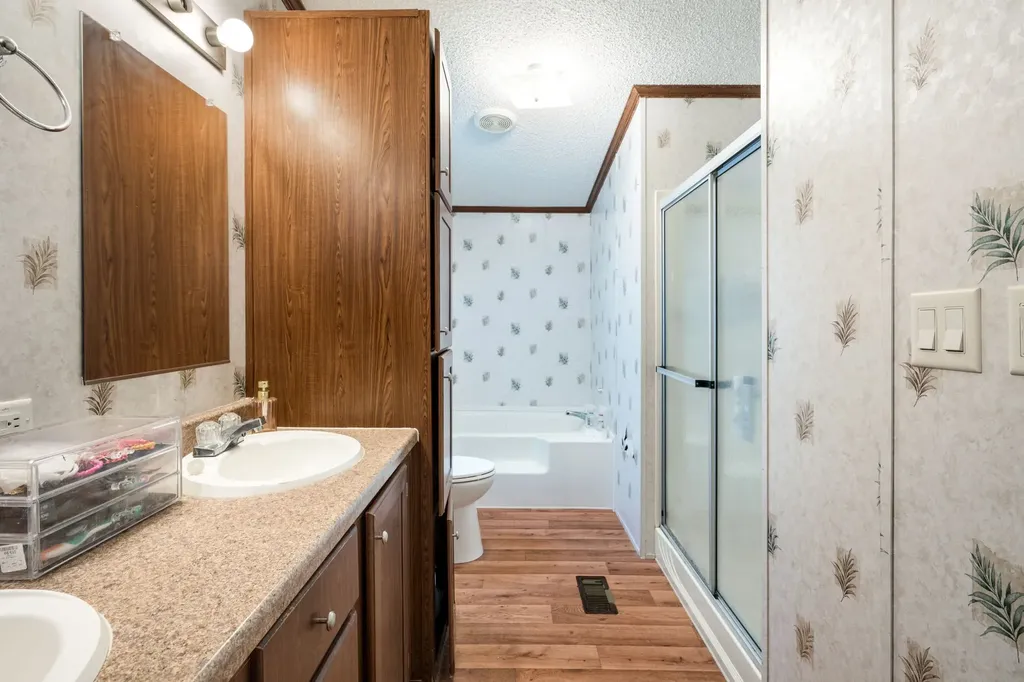 1215 Alliance Boulevard Rhome TX 76078