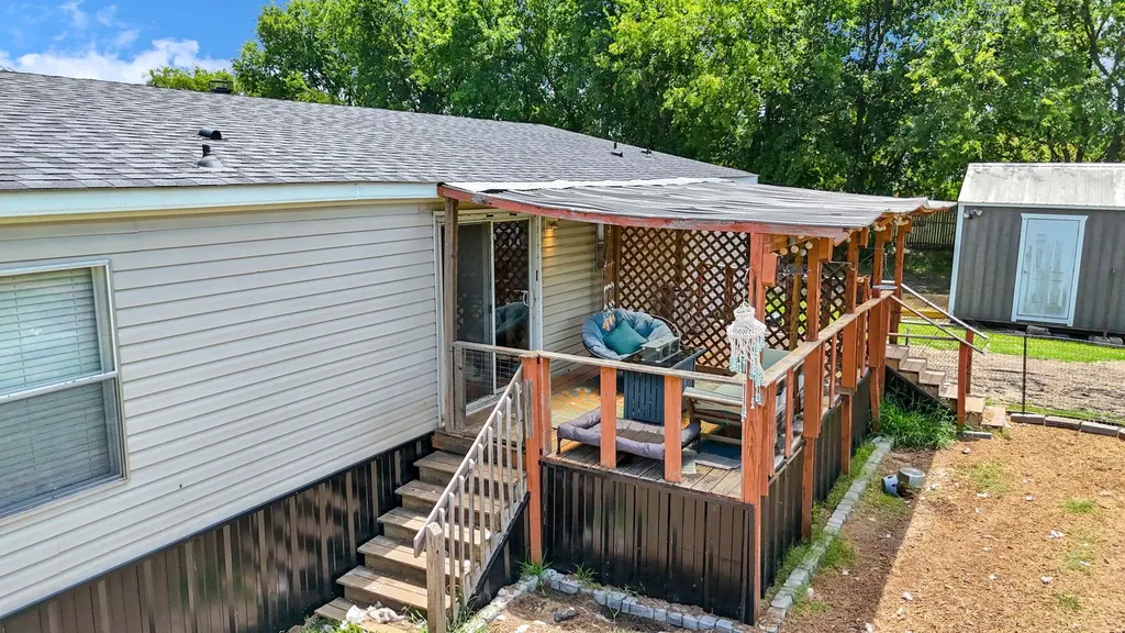 1215 Alliance Boulevard Rhome TX 76078