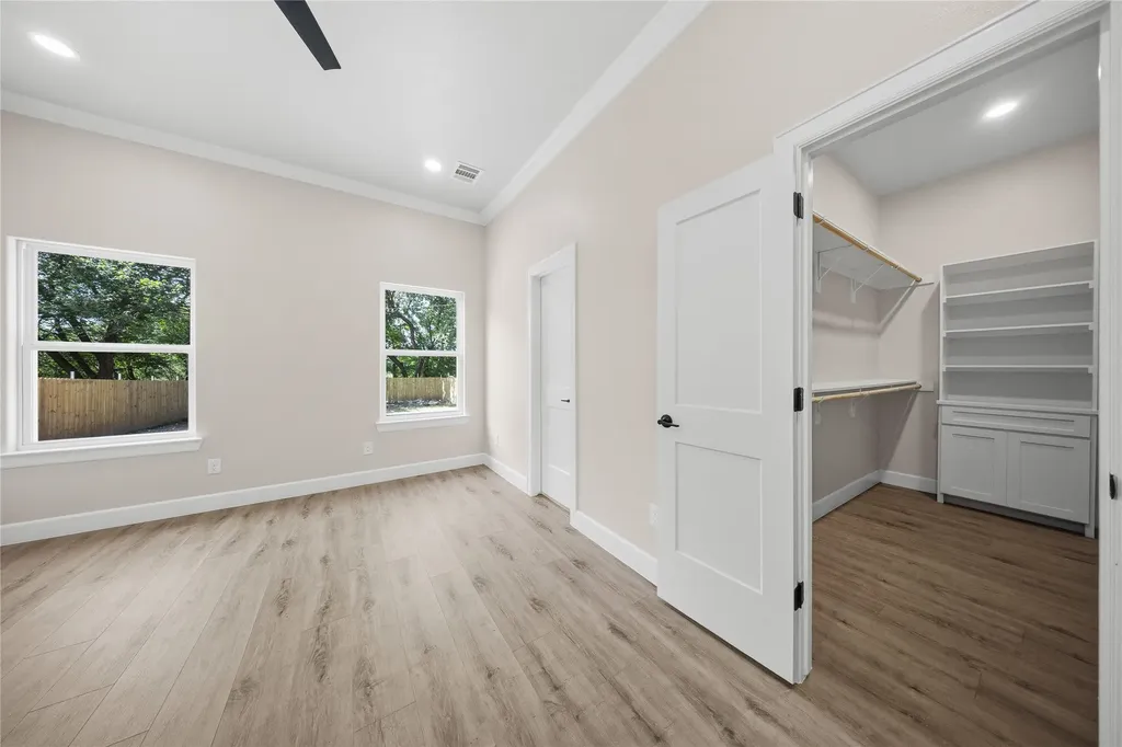 1818 E Tucker Street Fort Worth TX 76104
