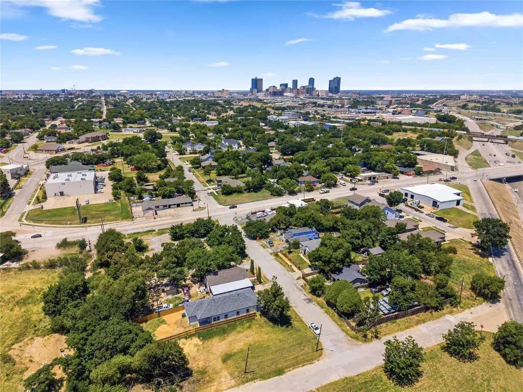 1818 E Tucker Street Fort Worth TX 76104