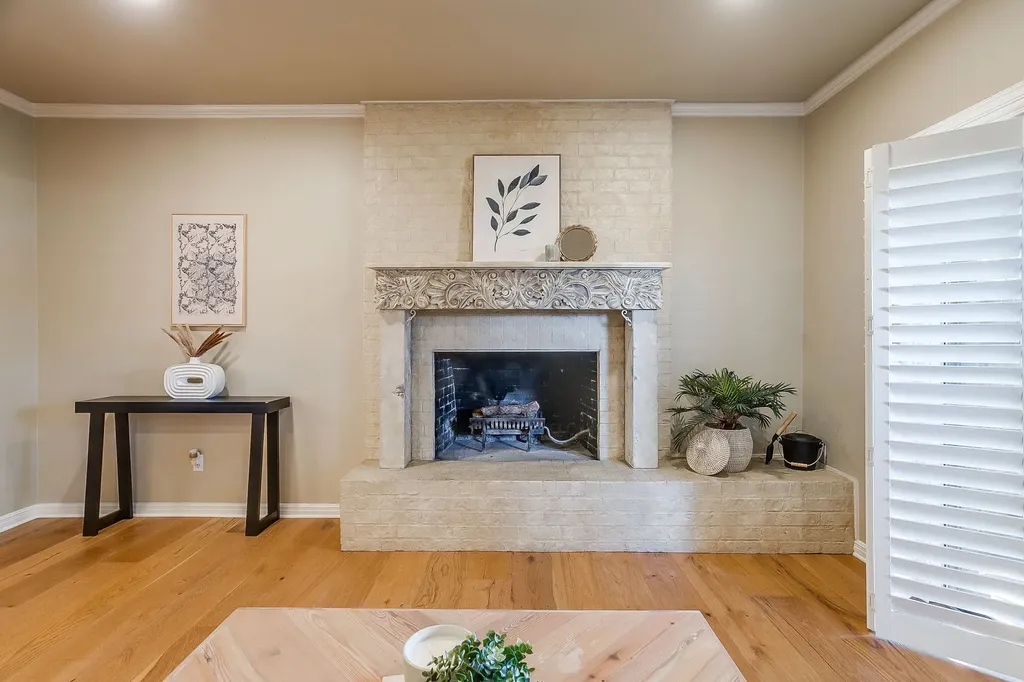 4414 Glenwood Court Fort Worth TX 76109