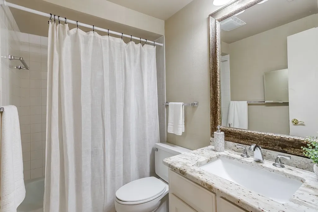 4414 Glenwood Court Fort Worth TX 76109