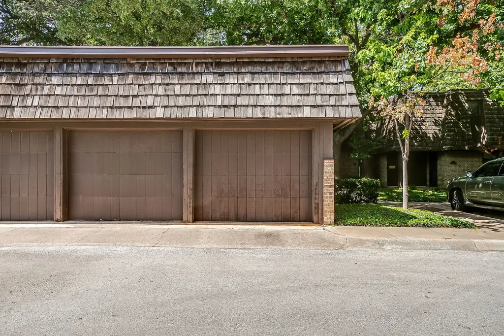 4414 Glenwood Court Fort Worth TX 76109