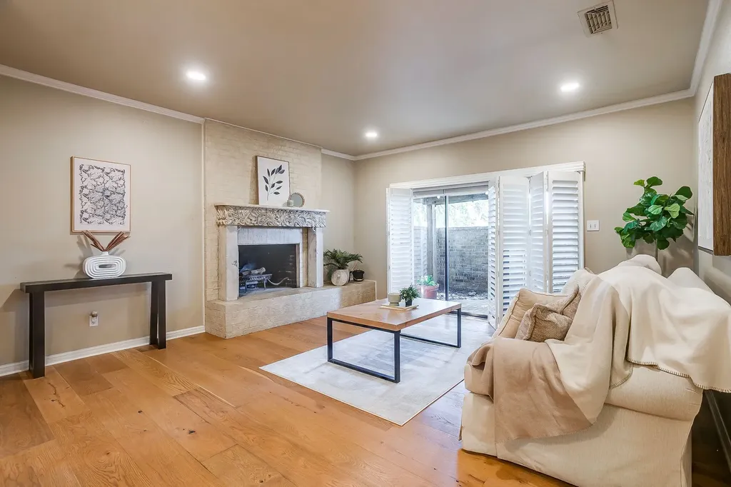 4414 Glenwood Court Fort Worth TX 76109