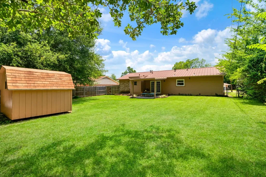 2255 Bella Vista Drive Paris TX 75460