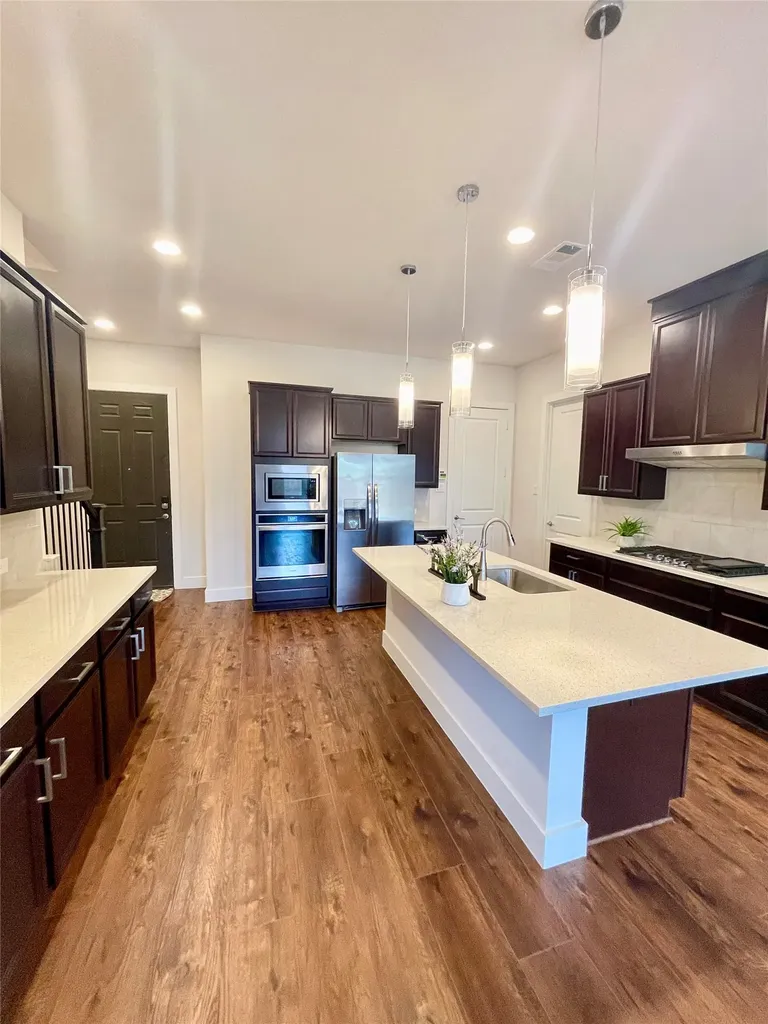 8312 Tuscarora Lane Dallas TX 75252