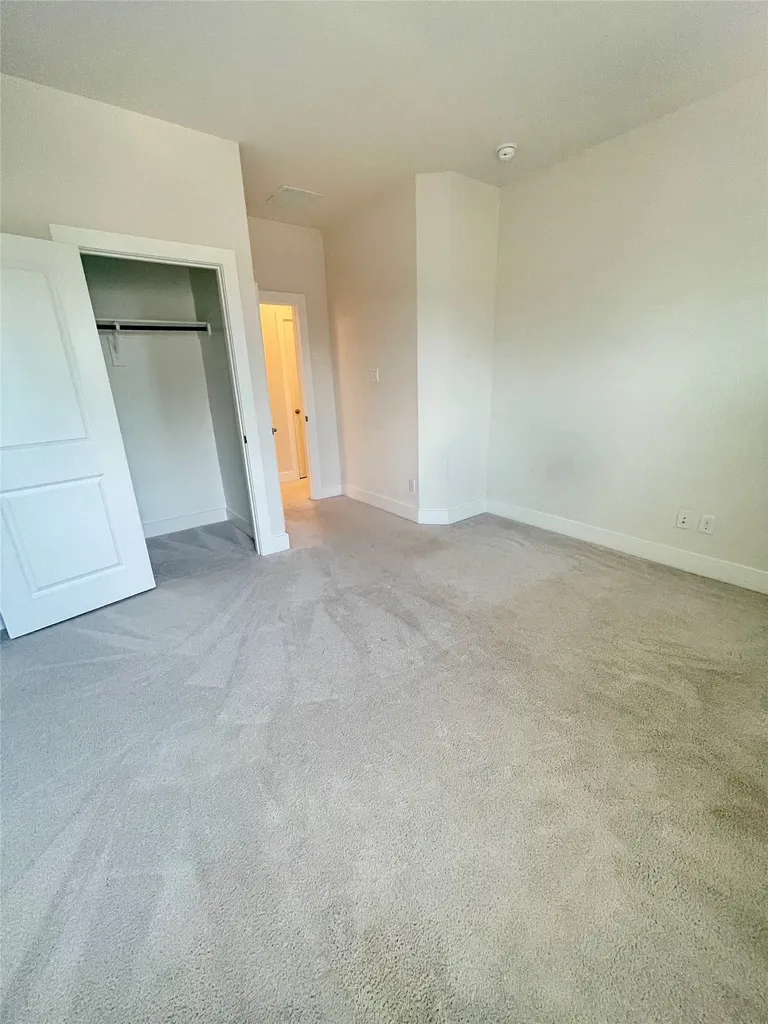 8312 Tuscarora Lane Dallas TX 75252