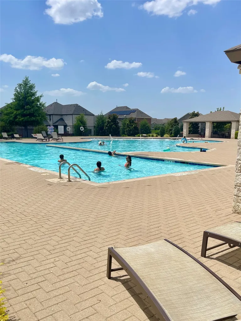8312 Tuscarora Lane Dallas TX 75252