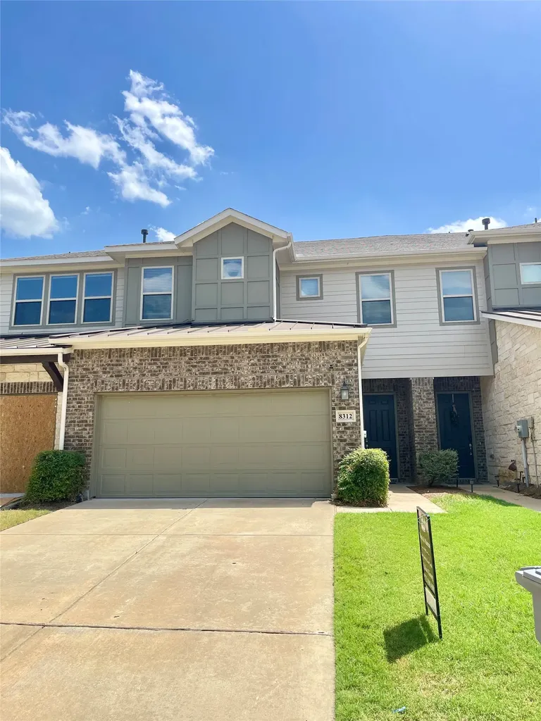 8312 Tuscarora Lane Dallas TX 75252