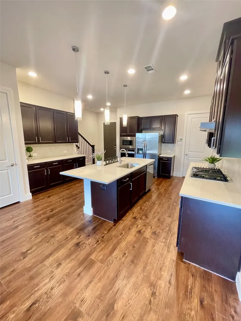 8312 Tuscarora Lane Dallas TX 75252