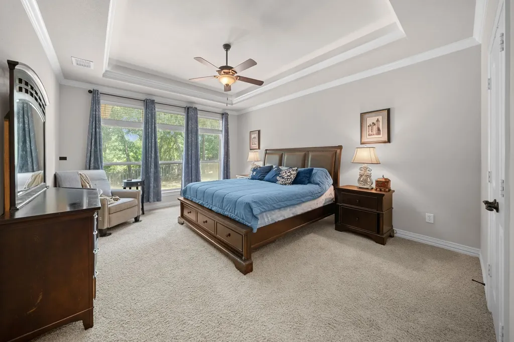508 Oak Forest Court Kennedale TX 76060