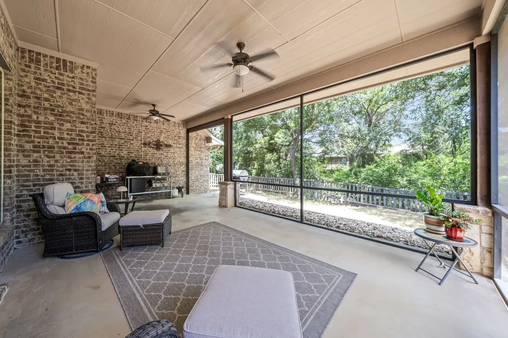 508 Oak Forest Court Kennedale TX 76060