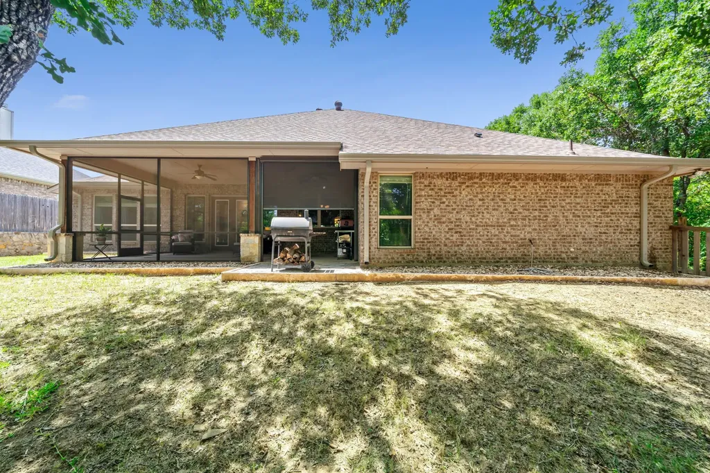508 Oak Forest Court Kennedale TX 76060
