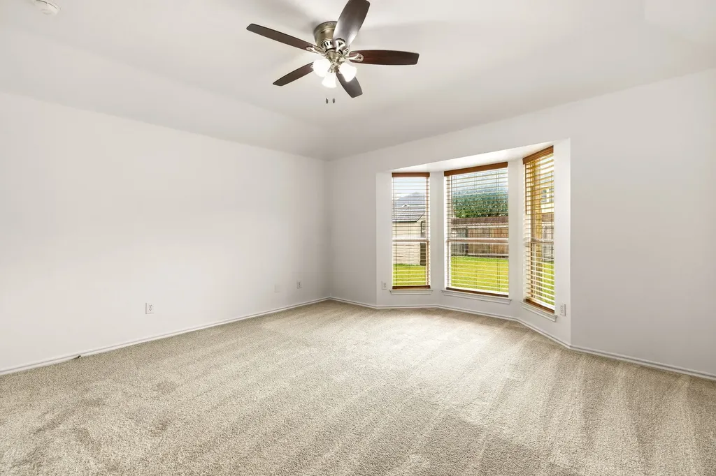 1138 Hampshire Lane Cedar Hill TX 75104