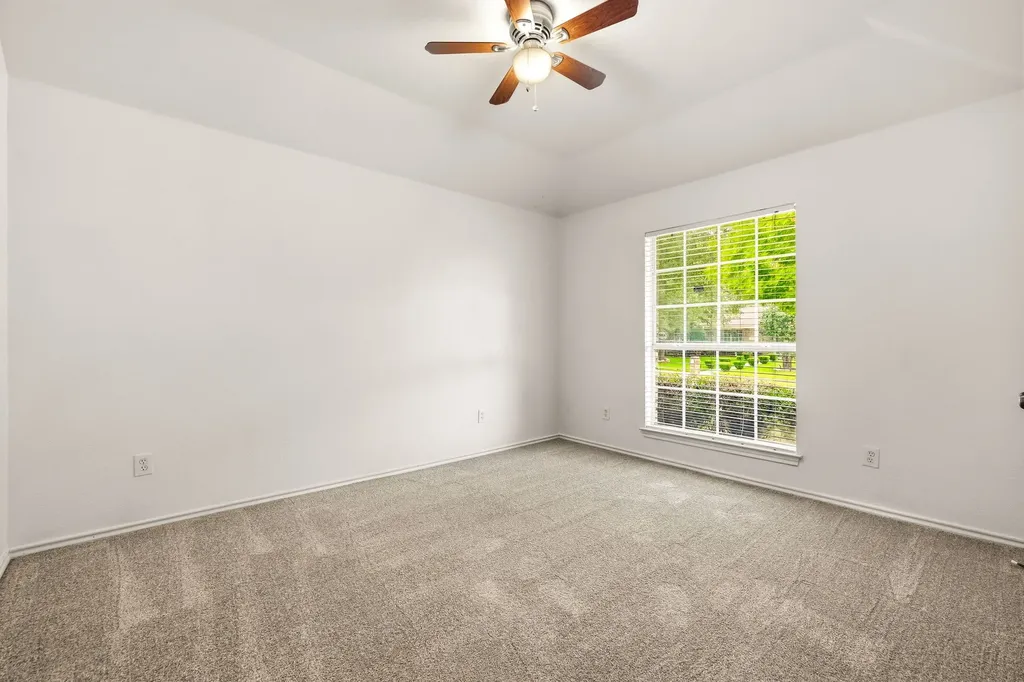 1138 Hampshire Lane Cedar Hill TX 75104