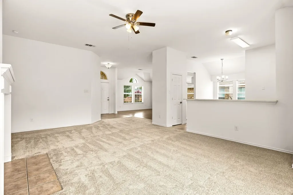 1138 Hampshire Lane Cedar Hill TX 75104