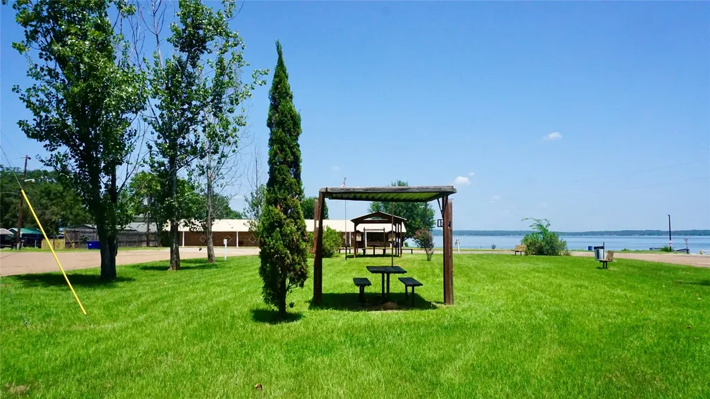 5227 Skyline Drive Chandler TX 75758