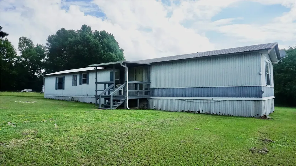 5227 Skyline Drive Chandler TX 75758