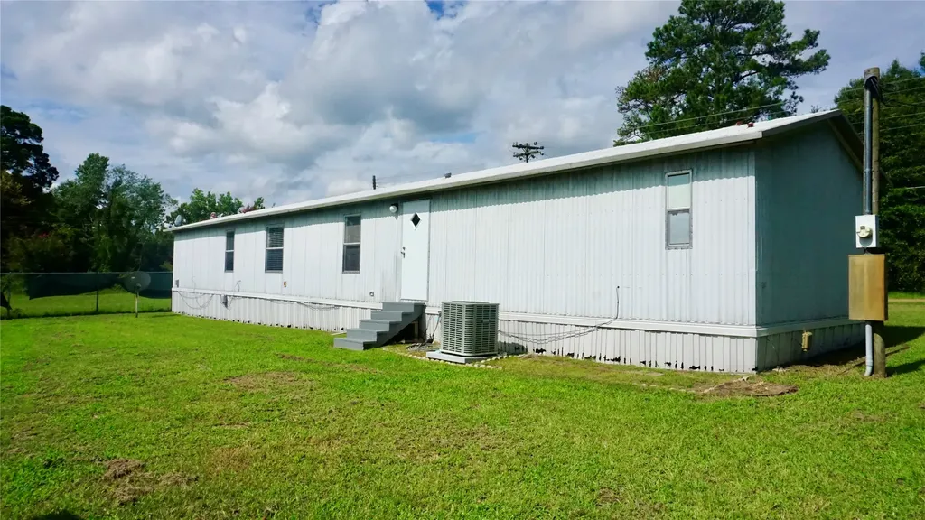 5227 Skyline Drive Chandler TX 75758