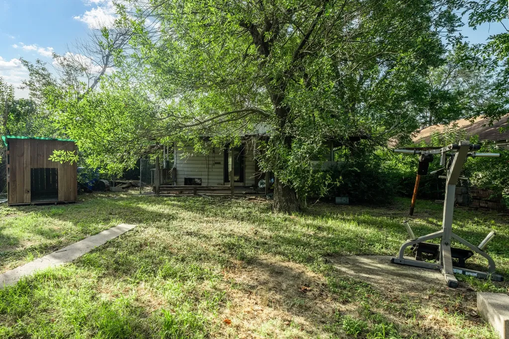 2817 Burnett Avenue Waco TX 76711