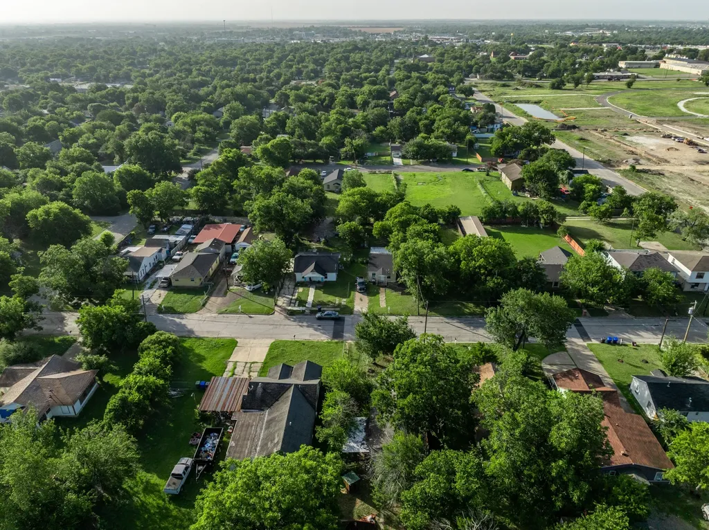 2817 Burnett Avenue Waco TX 76711