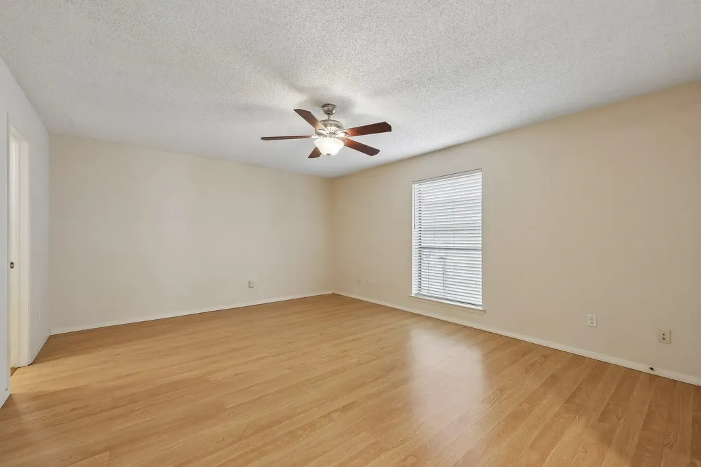 2604 Winding Creek Drive Carrollton TX 75007