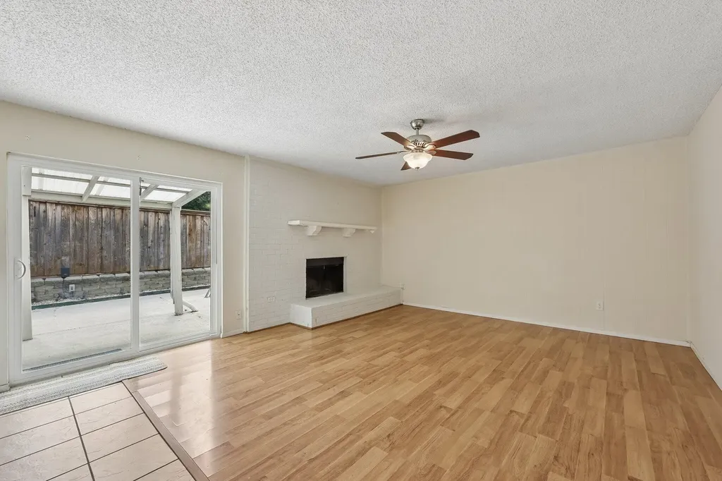 2604 Winding Creek Drive Carrollton TX 75007