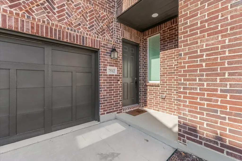 7512 Jones Drive North Richland Hills TX 76180