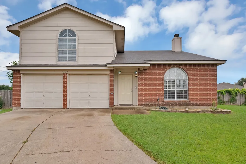 6711 Spur Ridge Court Arlington TX 76002
