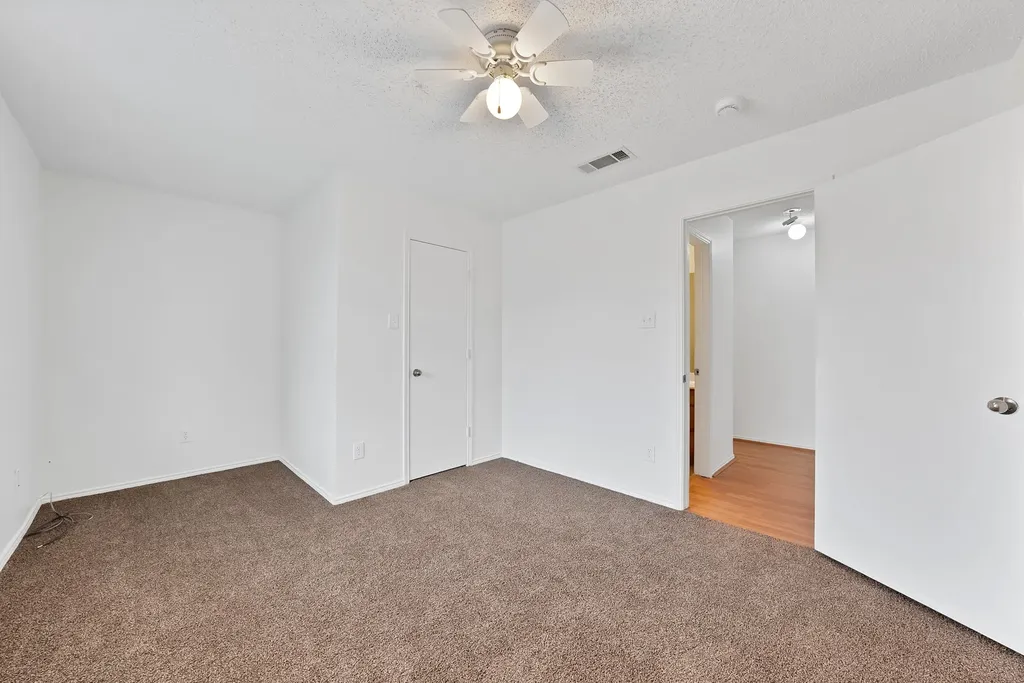 6711 Spur Ridge Court Arlington TX 76002