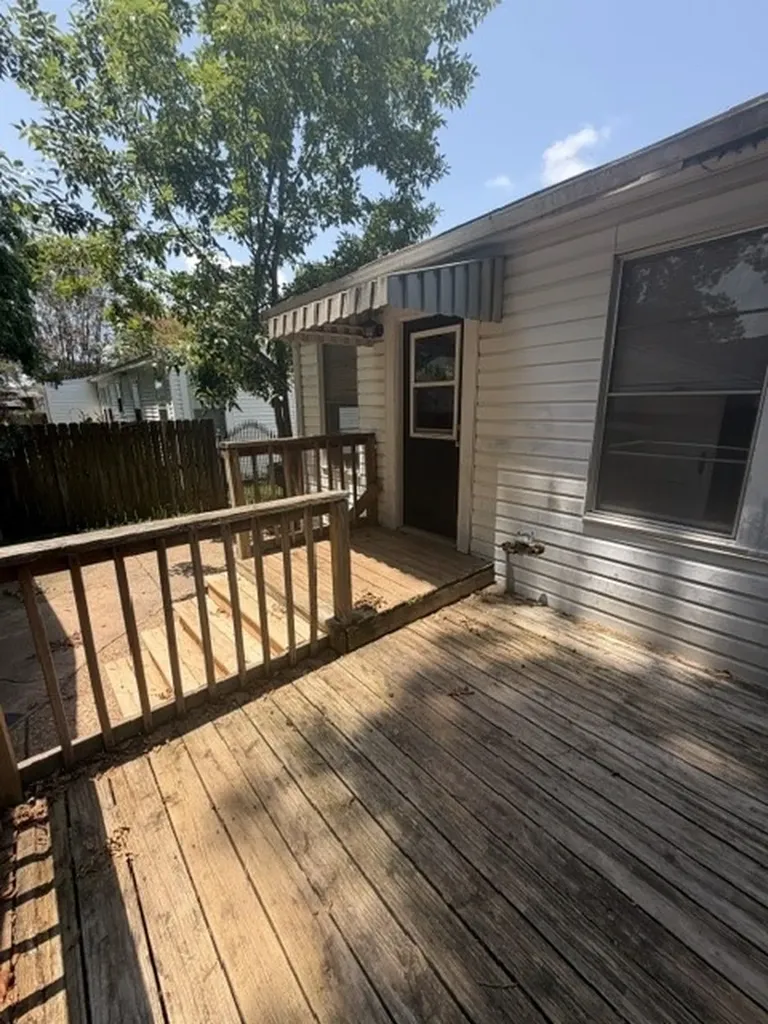 371 Atlantic Avenue Shreveport LA 71105