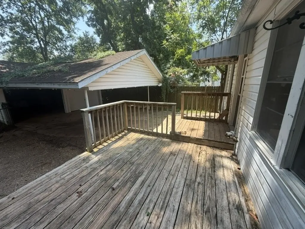 371 Atlantic Avenue Shreveport LA 71105