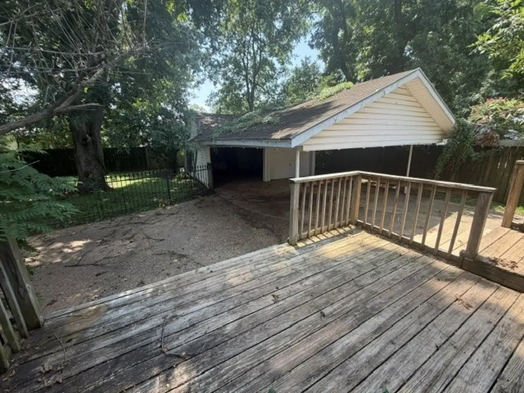 371 Atlantic Avenue Shreveport LA 71105
