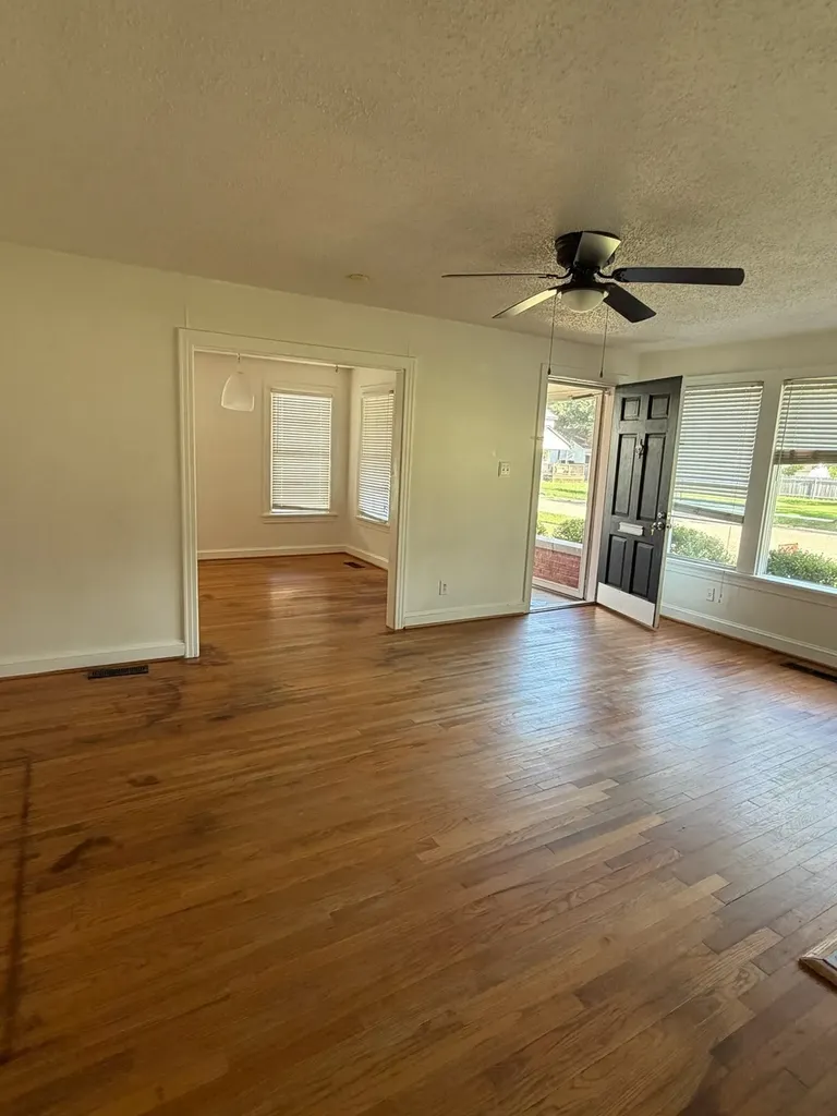 371 Atlantic Avenue Shreveport LA 71105