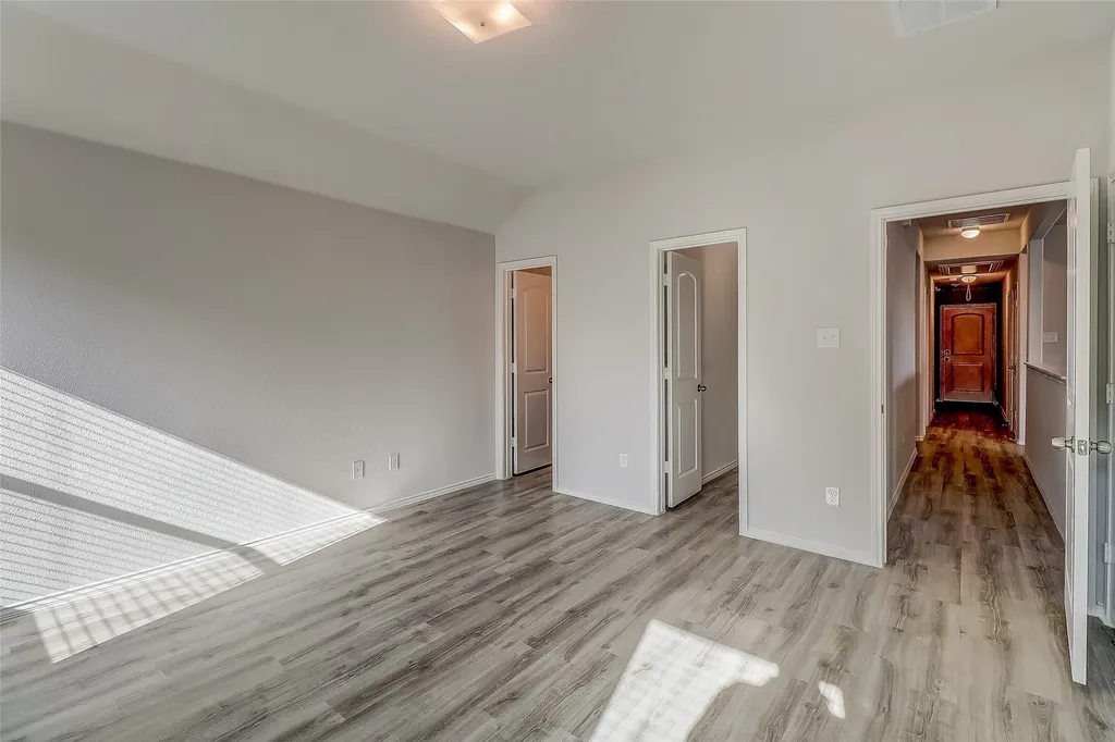 1601 Oriole Drive Ennis TX 75119