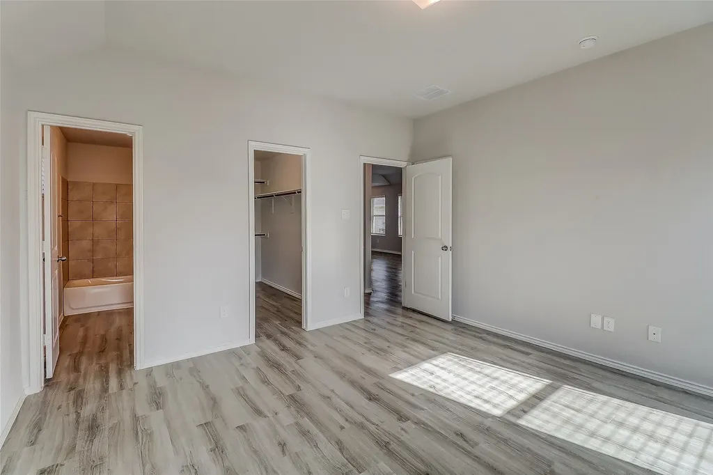 1601 Oriole Drive Ennis TX 75119