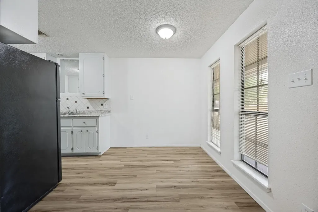 808 W Belden Street Sherman TX 75092