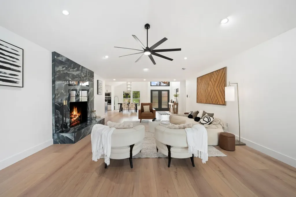 9648 Fallbrook Drive Dallas TX 75243